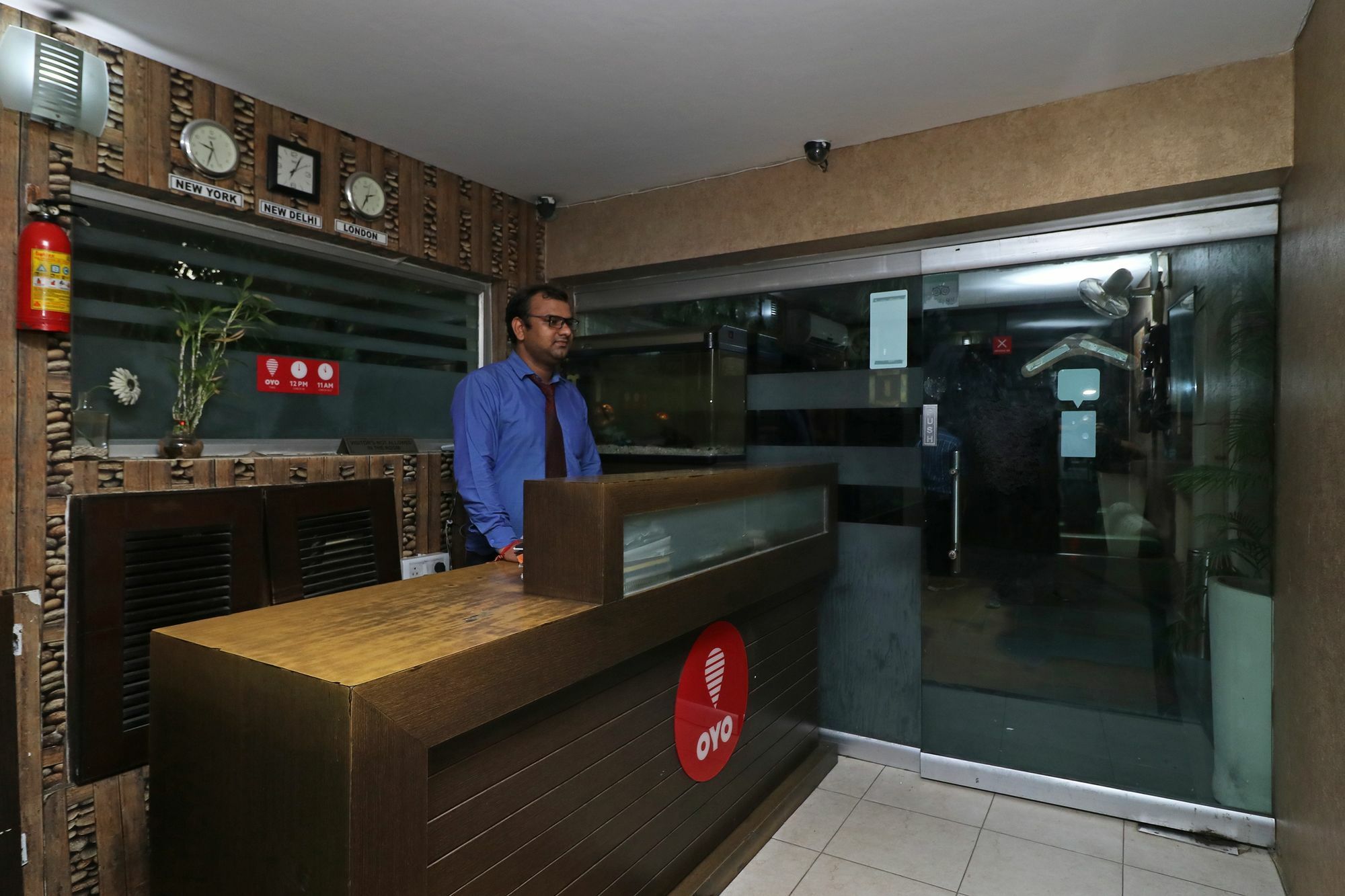 Hotel Chalet New Delhi Eksteriør bilde