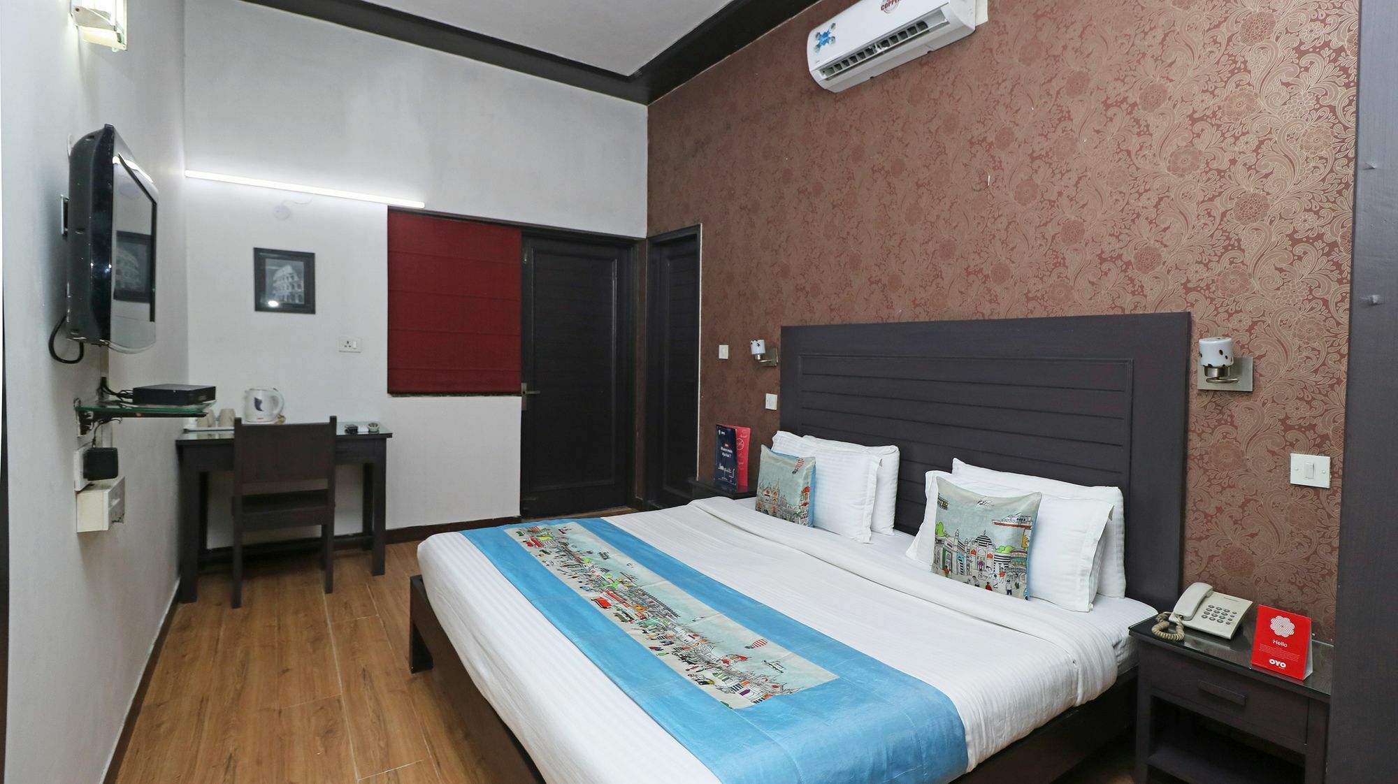 Hotel Chalet New Delhi Eksteriør bilde