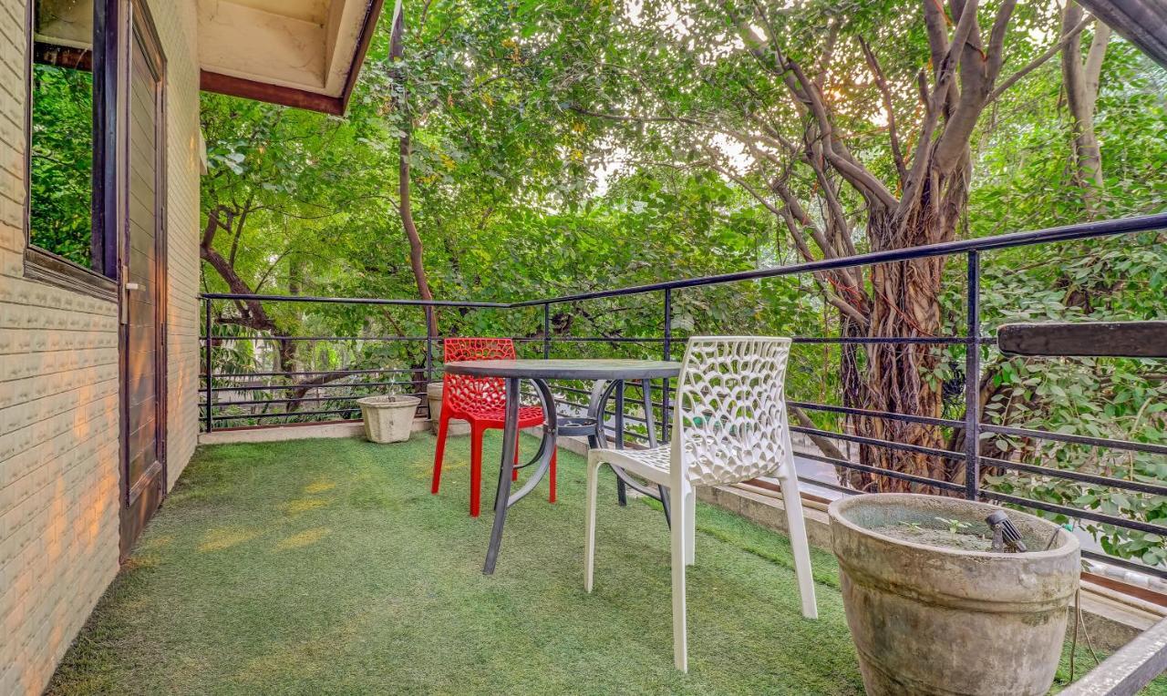 Hotel Chalet New Delhi Eksteriør bilde